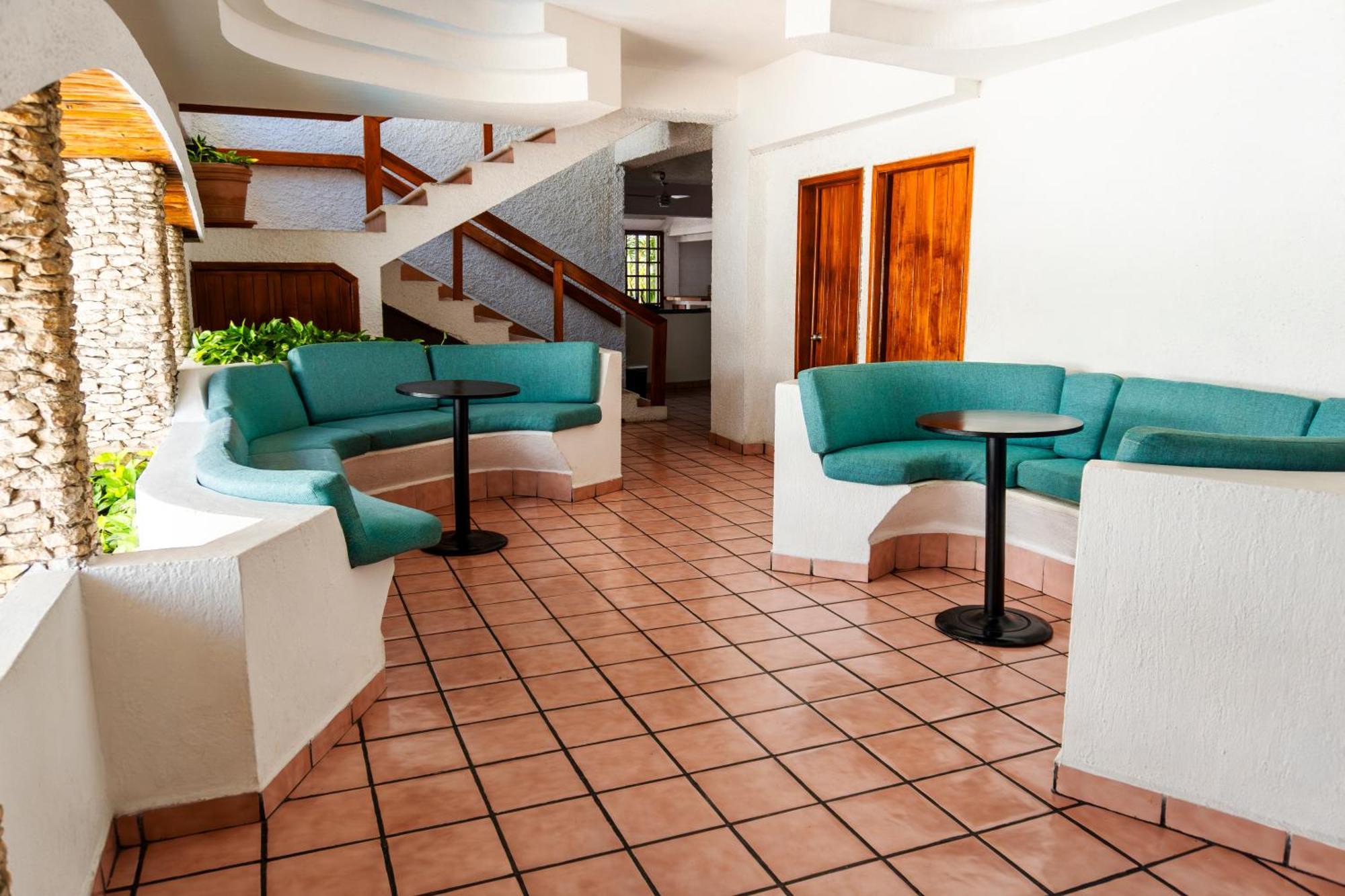Hotel Antillano Канкун Екстериор снимка