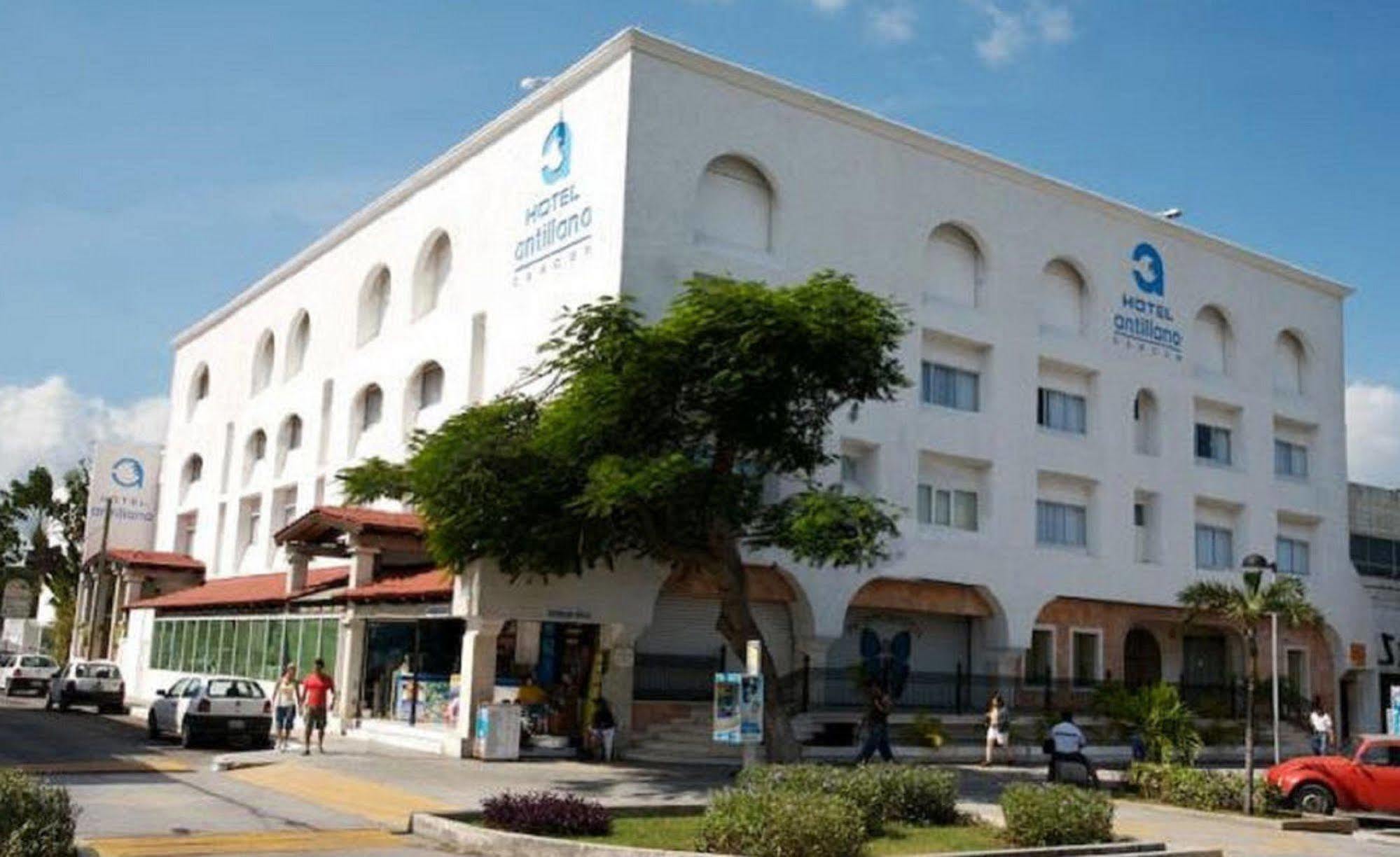 Hotel Antillano Канкун Екстериор снимка